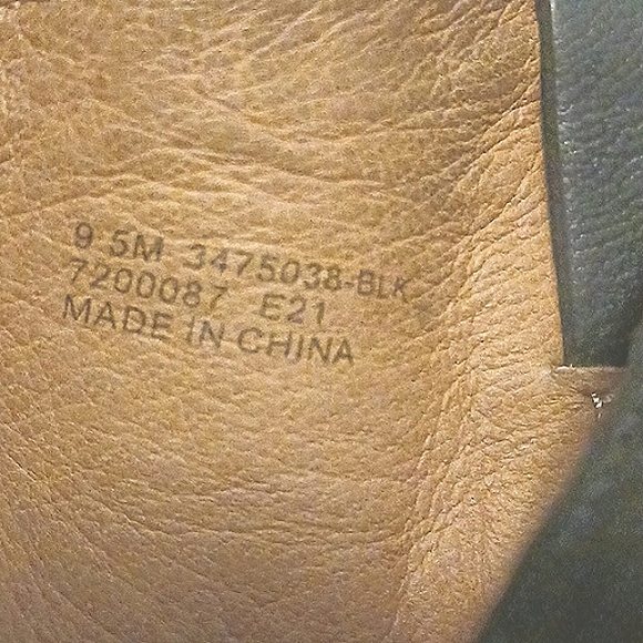 Frye "Reina" Black Nubuck Leather Ankle Boots in Size 9.5M - Picture 7 of 11